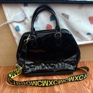Steve Madden Bsuccess Black Shiny Patent Dome Bag